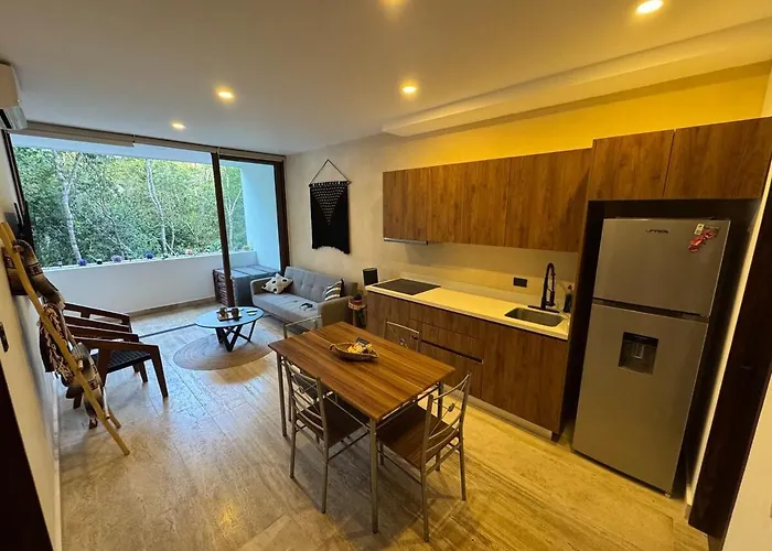 Private Jacuzzi Jungle View In La Veleta Apartamento