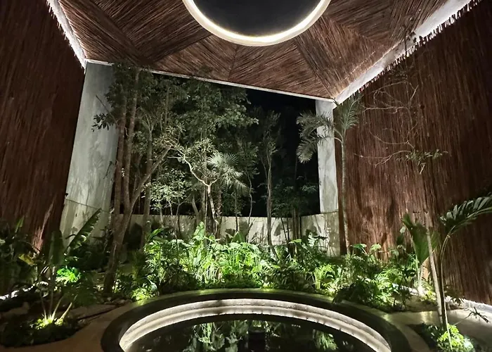 Private Jacuzzi Jungle View In La Veleta *