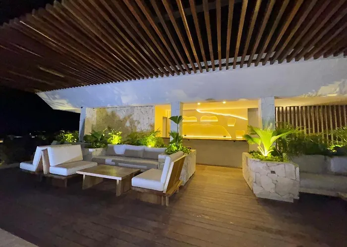 Apartamento Private Jacuzzi Jungle View In La Veleta *