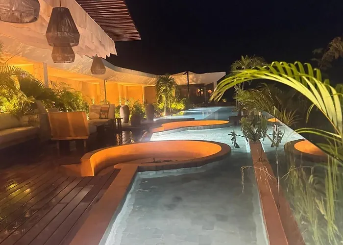 Private Jacuzzi Jungle View In La Veleta Apartamento *