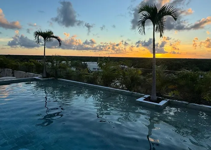 Private Jacuzzi Jungle View In La Veleta *